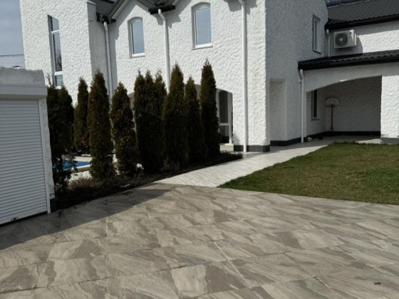 Сдам дом Фонтанка,комнат 3.Генератор, бассейн.Место под авто Одеса