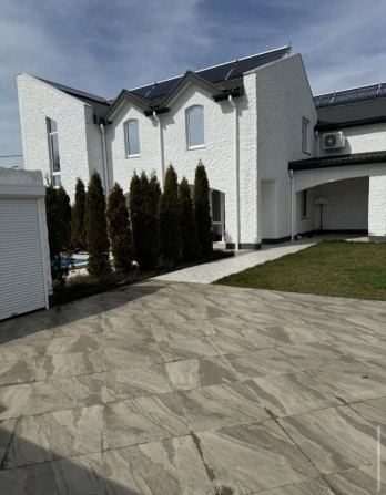 Сдам дом Фонтанка,комнат 3.Генератор, бассейн.Место под авто - фото 1