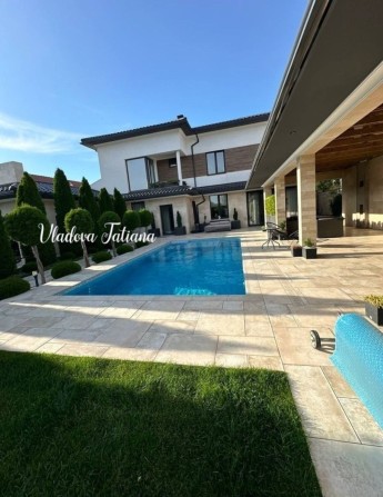 Аренда НОВОГО ДОМА в Совиньоне,  350м², бассейн ,гараж - фото 1