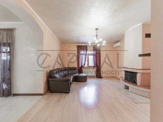 Оренда / Будинок / 250 м2 /  вул. Лугова, 32-А / Голосіївський район Київ