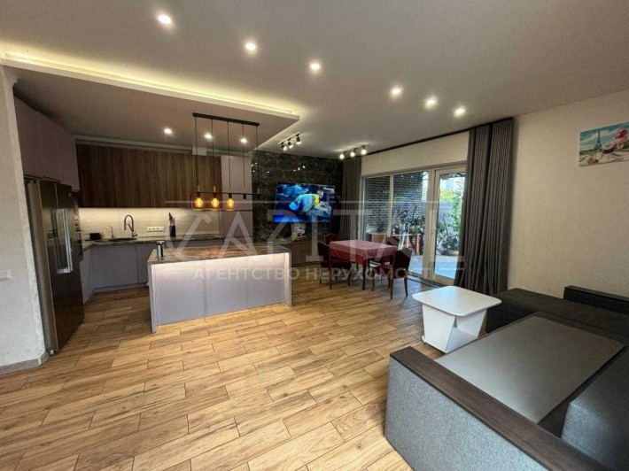 ПОРУЧ МЕТРО!! Оренда дуплексу на Осокорках ТЕРАСА!! - фото 1