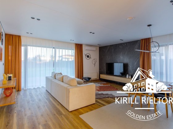 Здається котедж "Архітектура" в котеджному містечку "Золоті Ключі" Слобожанское