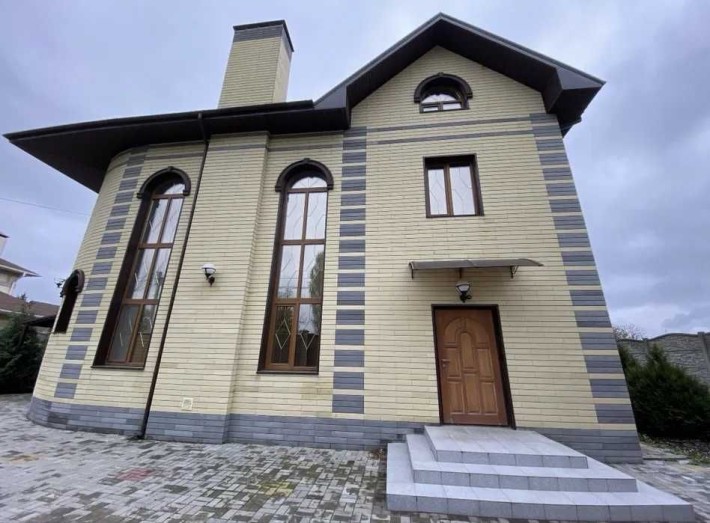 Аренда дома 7к 350м2 20 соток с. Новоалександровка/Братское - фото 1