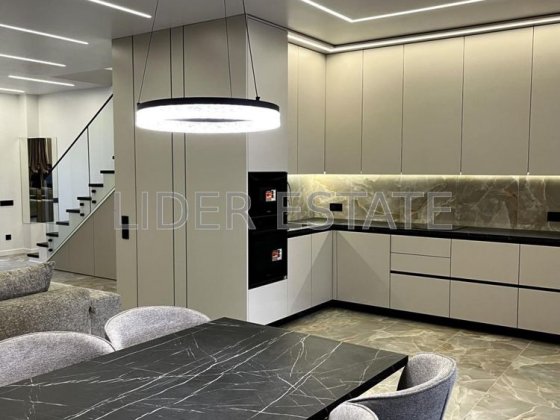 Оренда елітного 2-поверхового таунхаусу. Дуже вигідна пропозиція! Сторожниця