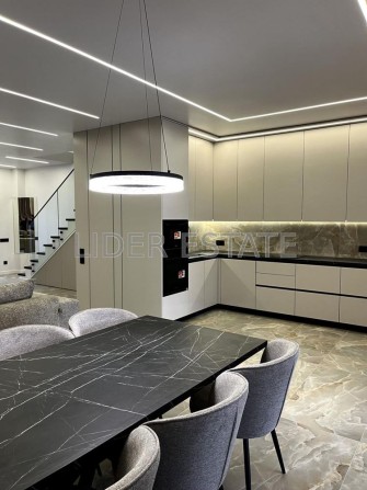 Оренда елітного 2-поверхового таунхаусу. Дуже вигідна пропозиція! - фото 1