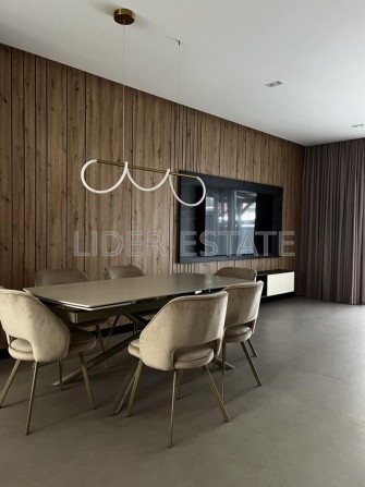 Оренда 2-поверхового 4-кімнатного преміального таунхаусу - фото 1