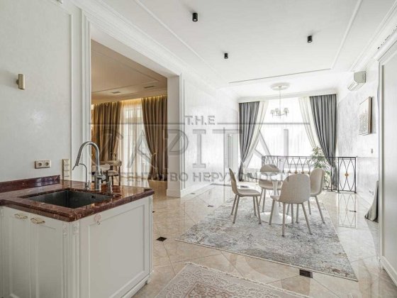 Оренда простoрого та елегантного ВАУ-будинку  753 м² у Крюківщині Крюковщина