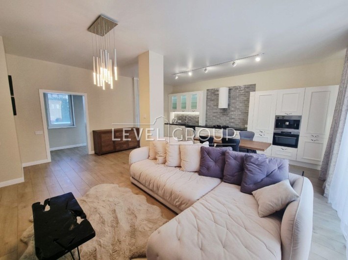 Козин, оренда нового будинку в містечку, автономність 100%! - фото 1