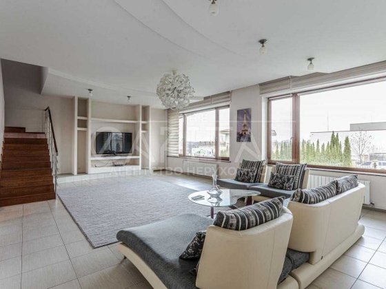 Оренда / Будинок / 347 м2 / Іванковичі / КМ МАЄТОК Иванковичи