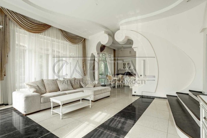 Оренда / Будинок / 350 м2 / Іванковичі / вул. Авіаторів - фото 1