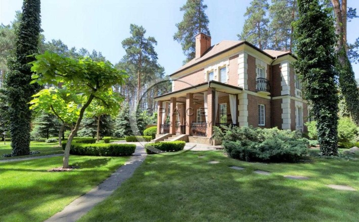 Автономний будинок 400м2 з бункером, власним парком, озером - Романків - фото 1