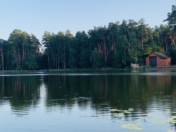 Оренда невеликої ДАЧІ Таценки - Українка. Є хороше пічне опалення. Таценки