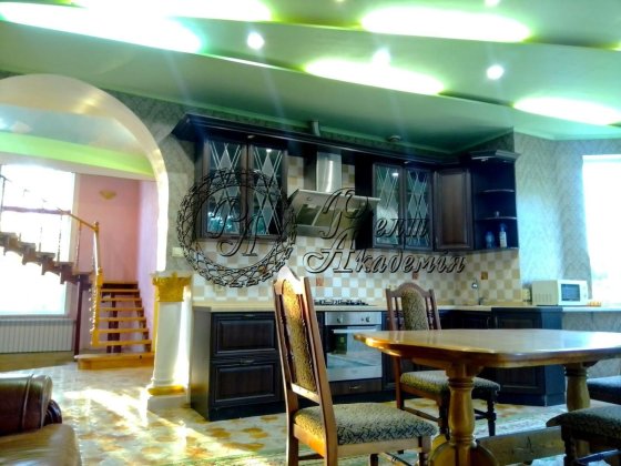 Сдам дом Хотів, Зоряна вул. Хотов