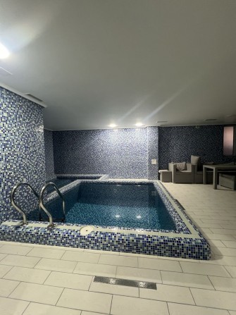 Оренда з правом викупу!Будинок у Совіньйоні з бкссейном та банею - фото 1