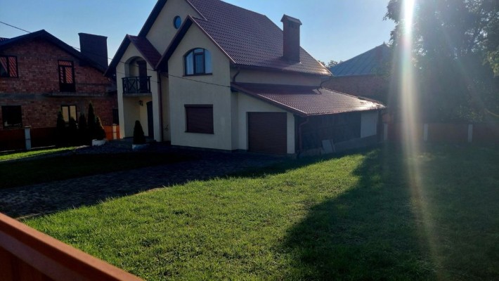 Оренда будинку в с.Коровія 10 хвилин до міста - фото 1