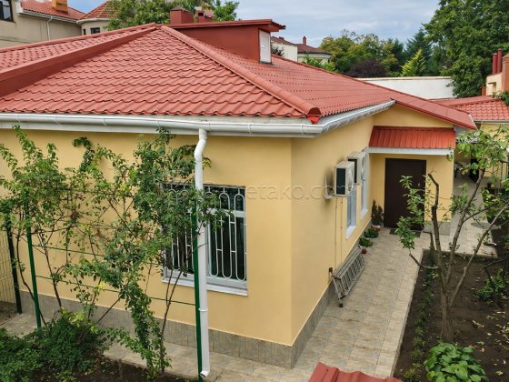 Двухкомнатный дом в закрытом кооперативе на ул. Костанди. Одеса