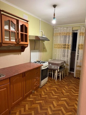 Продам 1 ком Левитана - фото 1