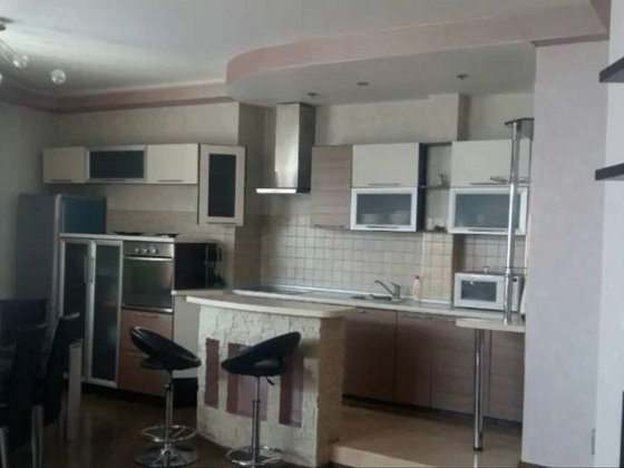 Продаж 4-к квартири вул. Чорновола 25 Київ