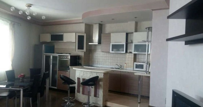 Продаж 4-к квартири вул. Чорновола 25 - фото 1