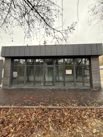 Здається в оренду приміщення на червоній лінії, пр. Богдана Хмельцького 138А. - фото 1