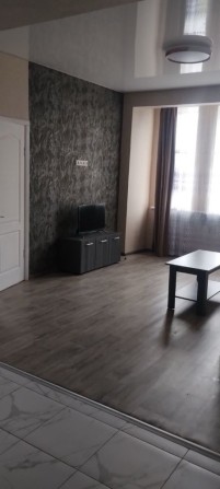 Здам двокімнатну квартиру лише на довгий термін - фото 1