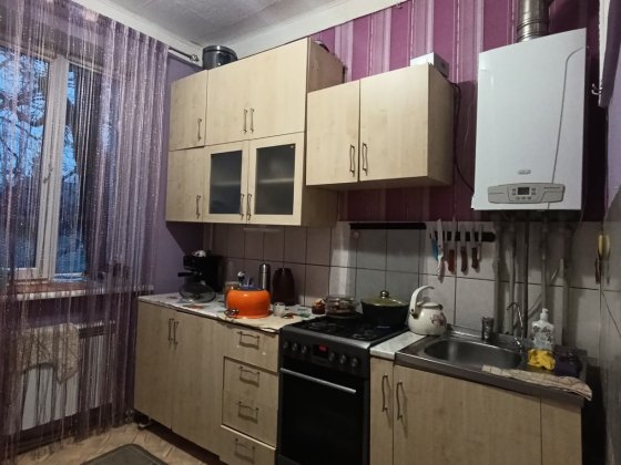 Оренда 2 х кімн. З газовою автономкою + інвертор Каменское