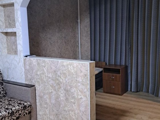 Сдам 1к.кв.в центре Каменское