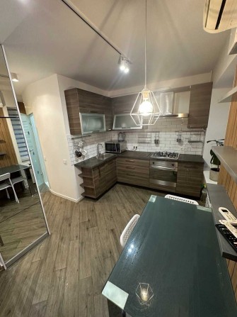 Сдается 1 комнатная квартира- студия - фото 1