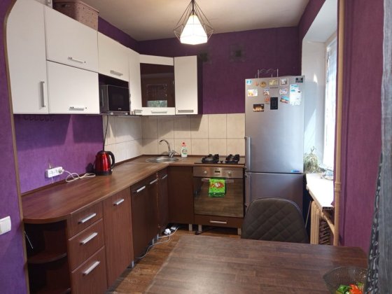 Здається 3-кімнатна квартира біля літака. Є кондиціонер Дружковка