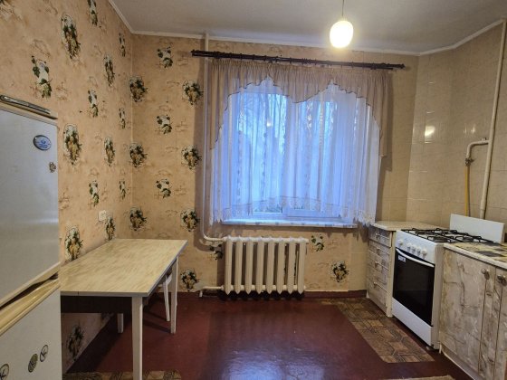 Здам 1-но кімнатну квартиру в районі 11-ї школи Здолбунів