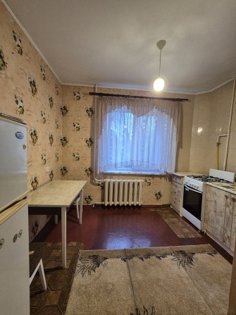 Здам 1-но кімнатну квартиру в районі 11-ї школи - фото 1