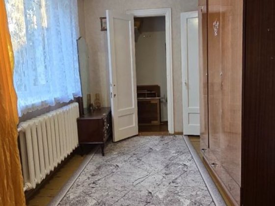 Сдается 2 ком. хрущевка 3/5, в районе дворца спорта Измаил