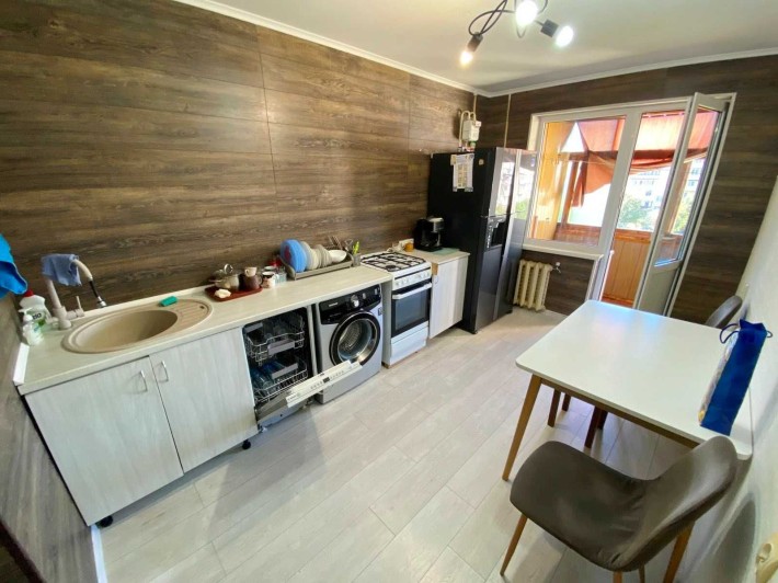 Сдается 3х ком Длительно! Без выселения на лето! - фото 1