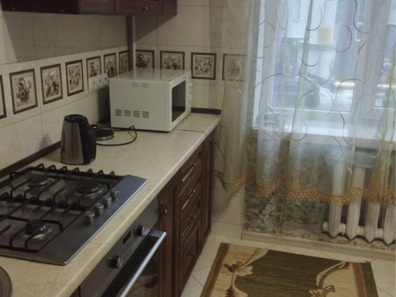 Двох Кімнатна квартира в центрі міста біля кінотеатру «Премʼєра» Ковель