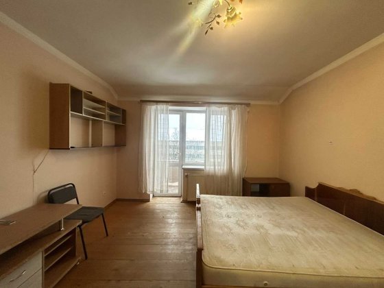 Оренда 3к квартири в центрі міста вул.Валова Коломыя