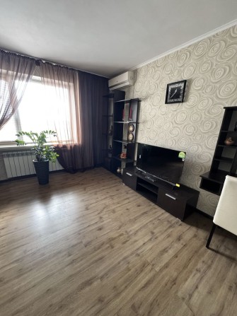 Оренда 2 кімнатноі квартири в центрі міста - фото 1