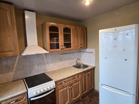 Сдам 1к квартиру на Лазурном. Без оплаты коммунальных Краматорск