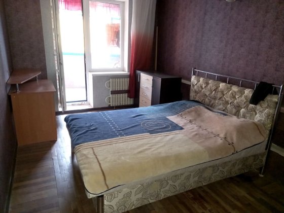 Аренда 3 ком.кв.ул.Быкова 4 р-н Лазурный Краматорск