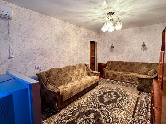 Оренда 2-х кімнатна на Амосова 11 Нежин