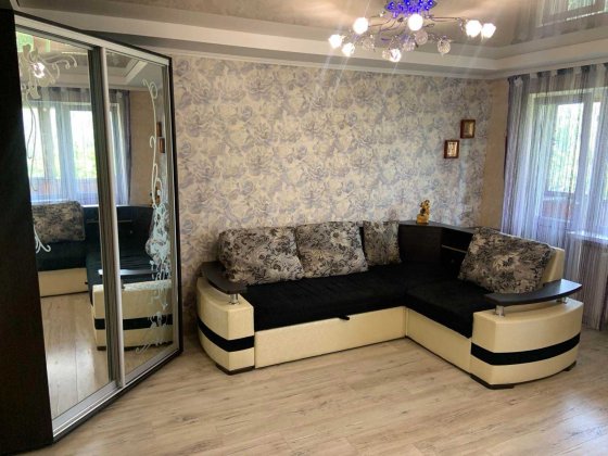 Сдается 2-х комнатная квартира на Артема Слов'янськ