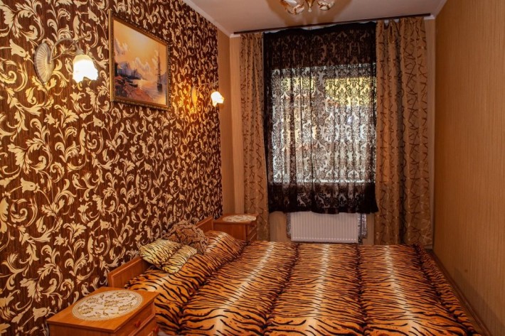 Двокімнатна квартира центр міста - фото 1