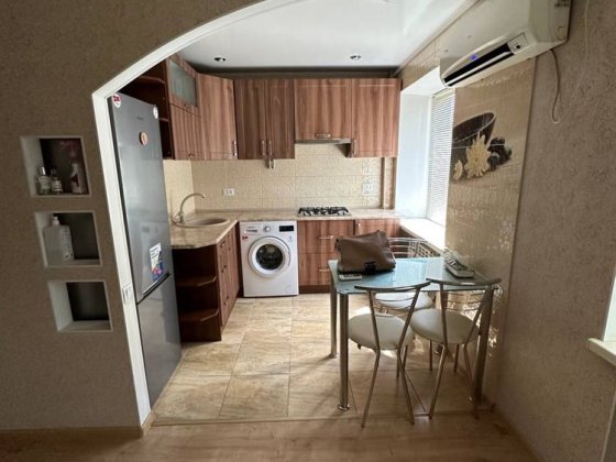 Оренда 1к/квартира -студія після ремонту ,у Центрі міста ! Слов'янськ