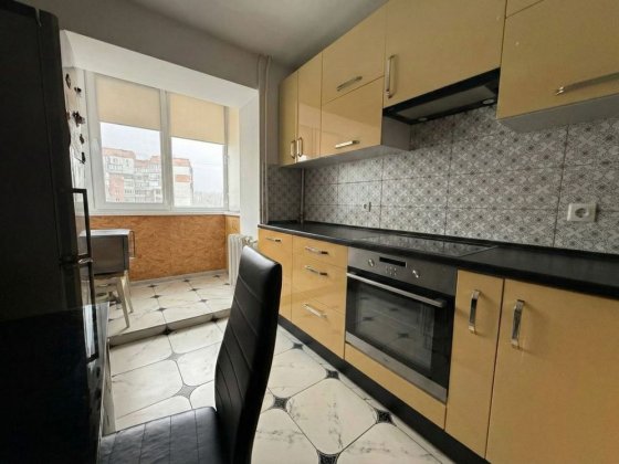 Центр, поруч Погран. Академія. Євроремонт! Хмельницкий