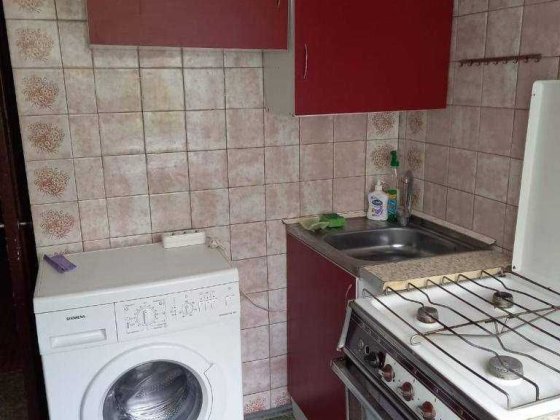 Затишна 2х кімнатна квартира з косметичним ремонтом в Центрі. Хмельницкий