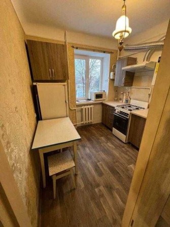 Здам 1 кімнатну квартиру з свіжим косметичним ремонтом на Виставці! - фото 1