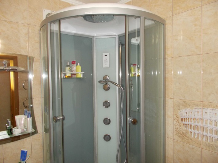 Оренда 1=кім частини будинку окремий двір. 10 хвилин до ПЛАЗИ пішки - фото 1