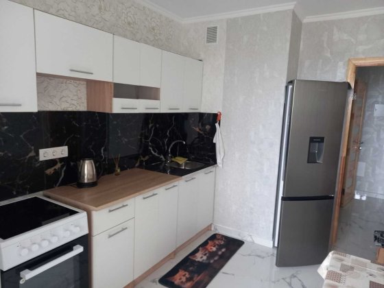 Здам новеньку і гарненьку 1-кімн.кв. вул. Металургів у Броварах Бровари