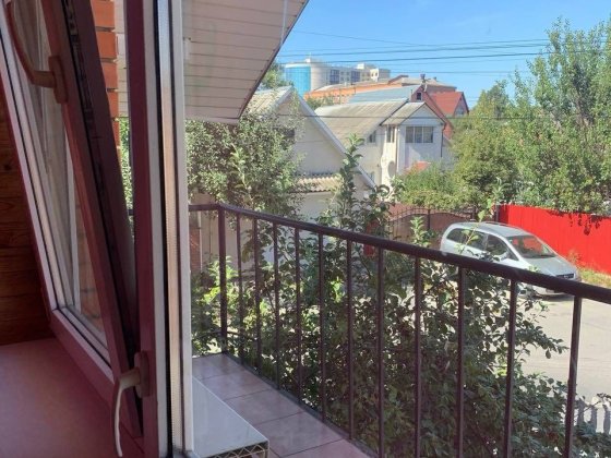 Оренда 6000грн . Оплата за один місяць 
Времянка Центр Либідь Плаза
2/ Хмельницький