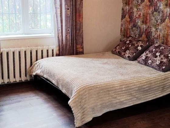 Здам двокімнатну квартиру в Вишневому з двориком Вишневе