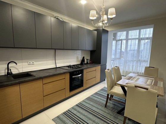 Оренда 2кім центр вул.Височана Ивано-Франковск